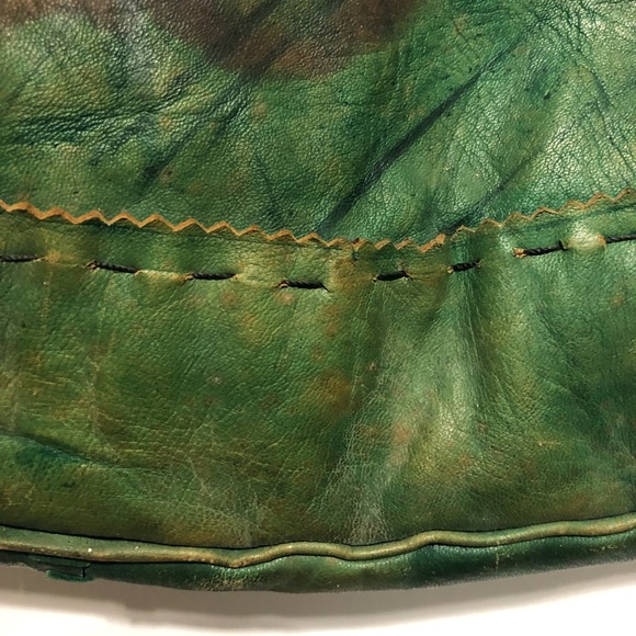 Hand dyed Green Leather Purse - Picture 5 of 11